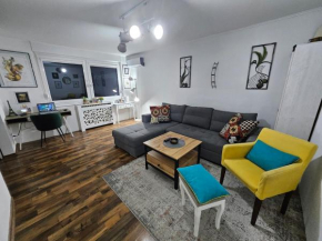Charming, Cozy & Joyful Modern Oasis
